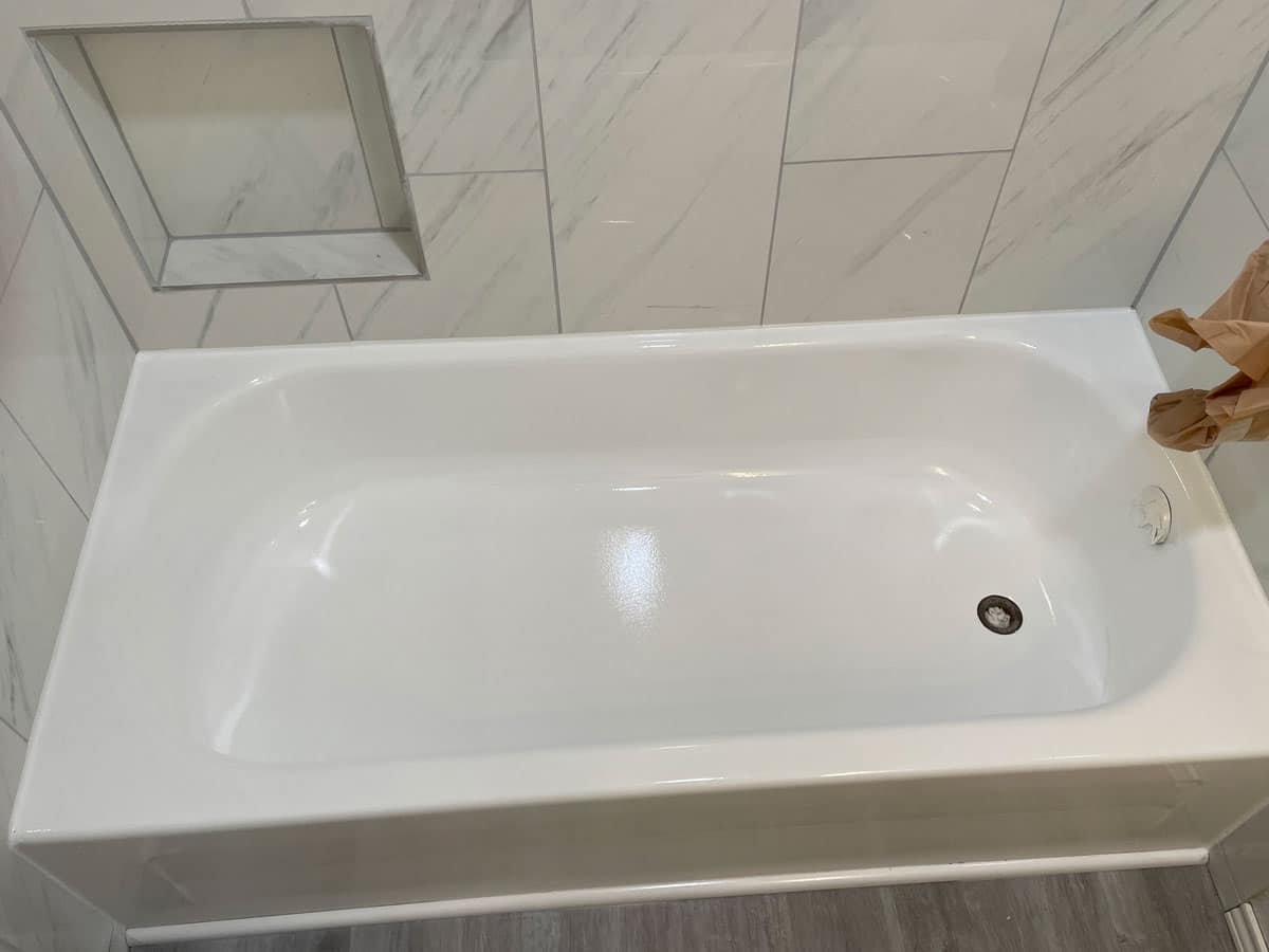 bathtub resurfacing after